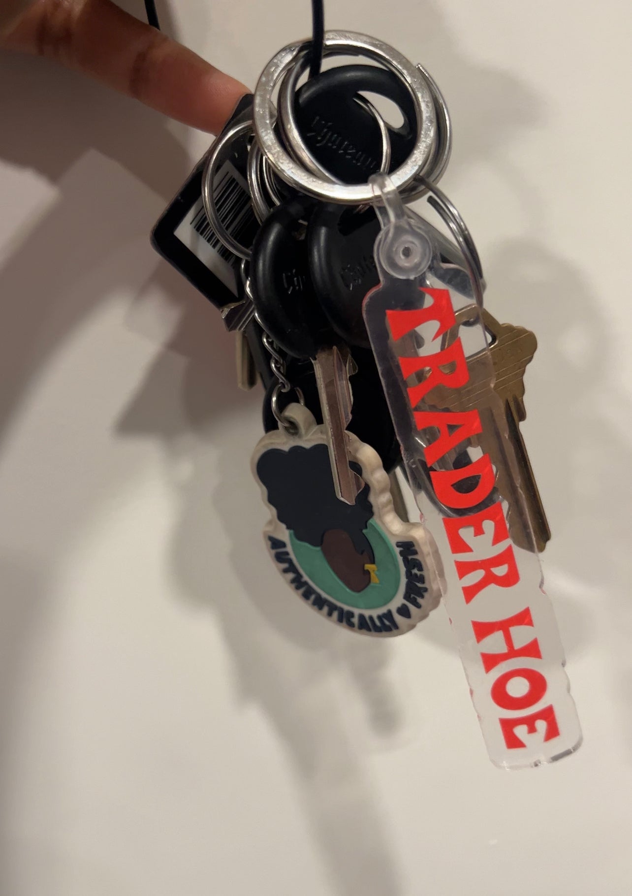 Trader Hoe Keychcain